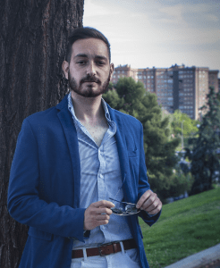 Jorge Rubio García posando